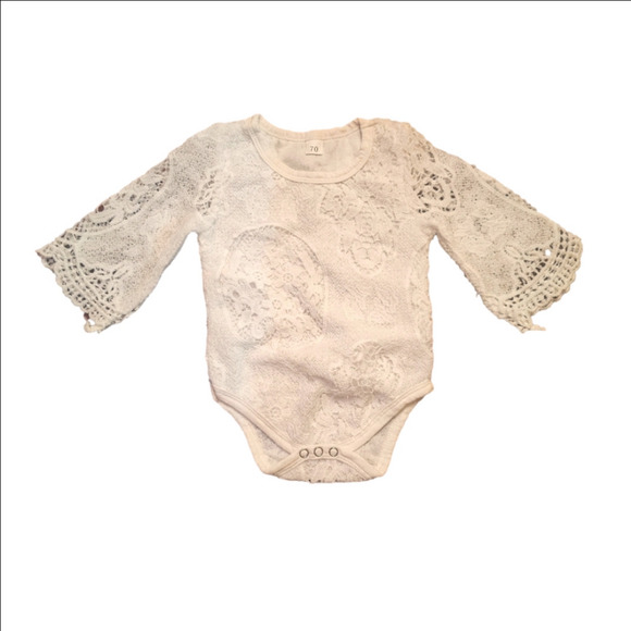 SHEIN two piece very cute jean set. Size 6-9mnths. EXCELLENT CONDITION! - Picture 4 of 4